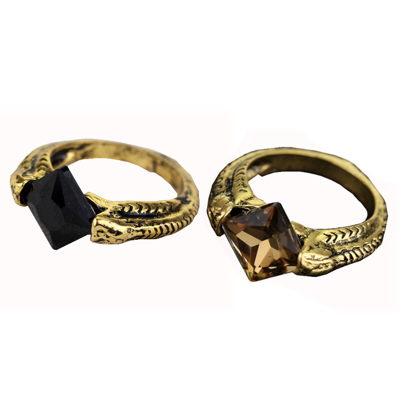 Vintage Horcrux Style Ring wit - Pilates Ring Magic reseña y precio